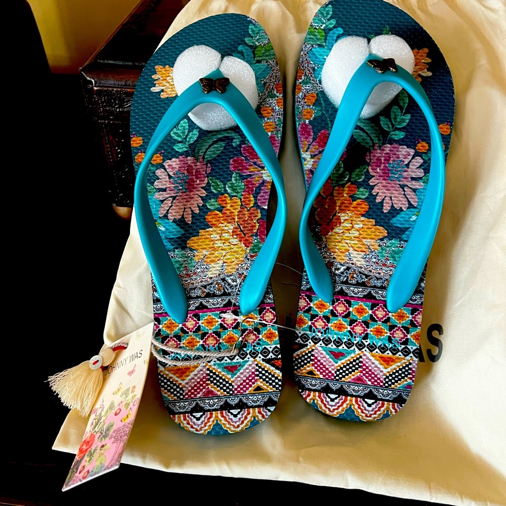 Johnny Was flip flops NWT
